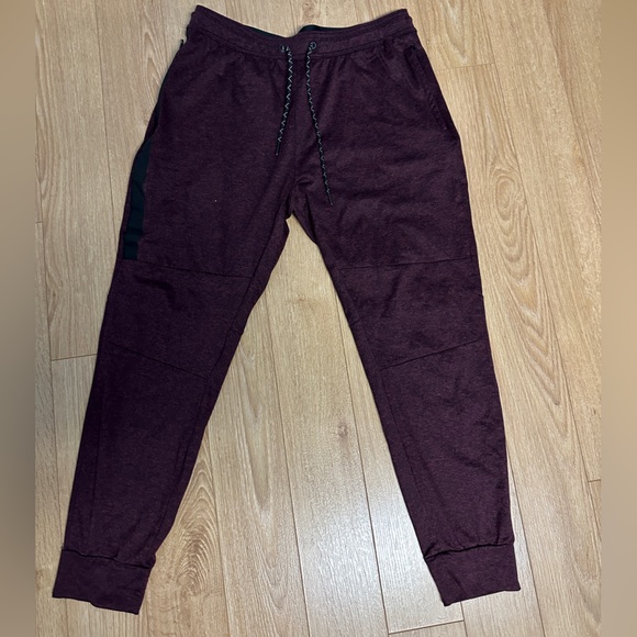 American Eagle Soft Dry Fit Joggers - Picture 1 of 2